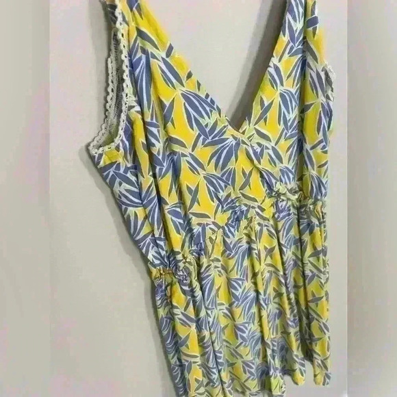 Summer Romper - Picture 2 of 6